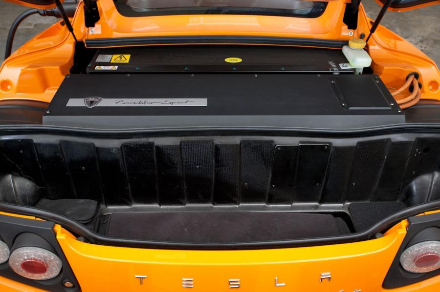 Багажник Tesla Roadster Sport 2010 года  (фото 29 из 66)